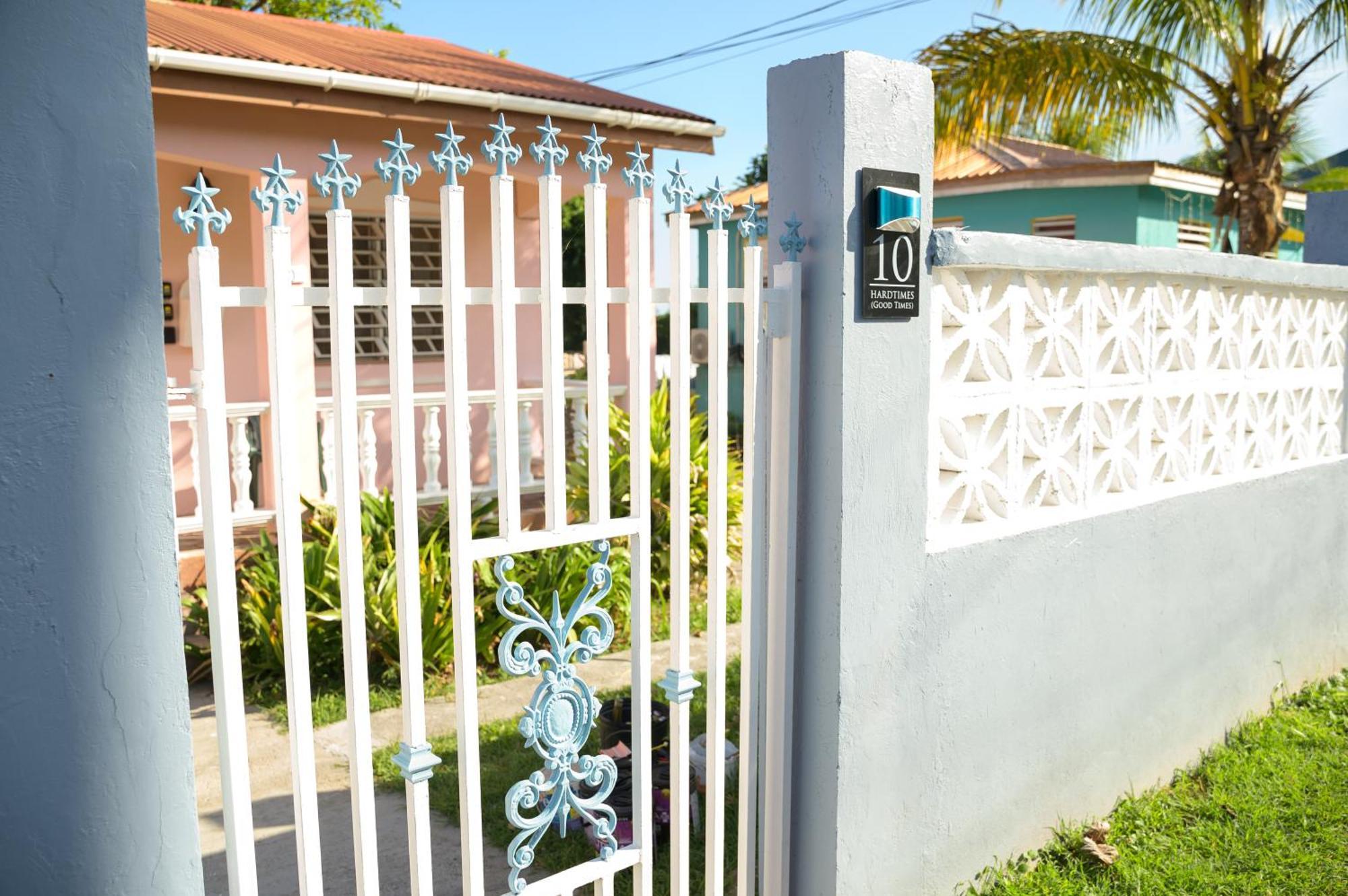 Good Times Vila Gingerland Exterior foto